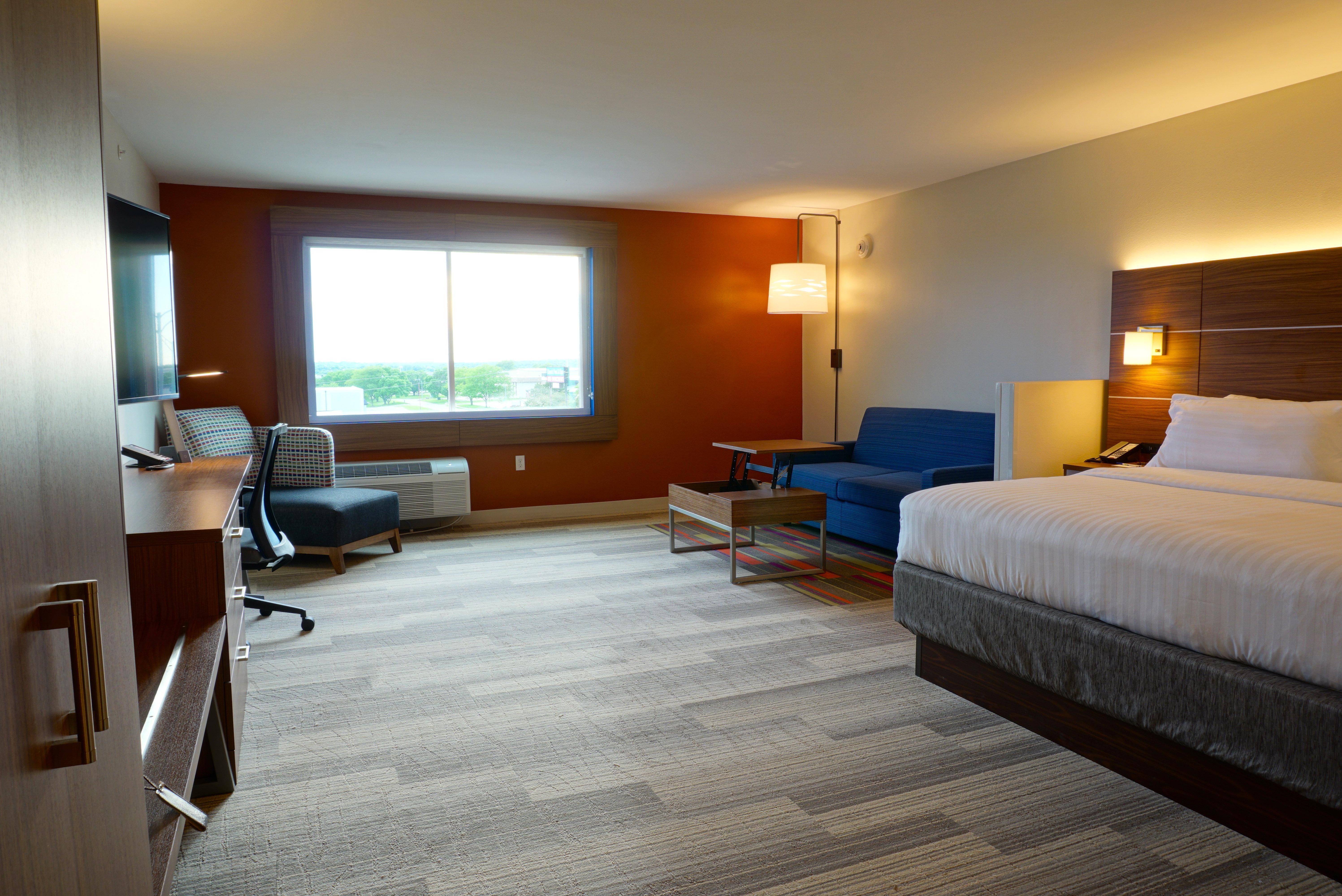 Holiday Inn Express & Suites Omaha - Millard Area By Ihg Екстер'єр фото
